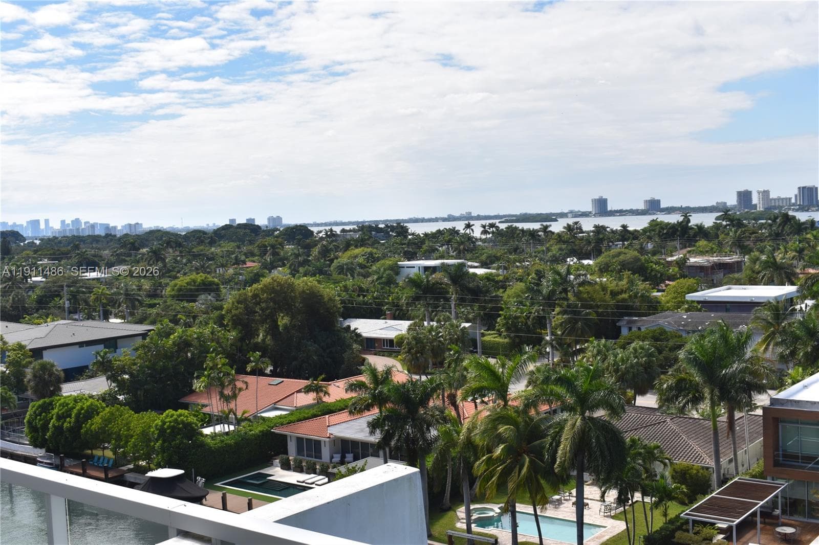 9940 W Bay Harbor Dr, Bay Harbor Islands FL 33154 — 37
