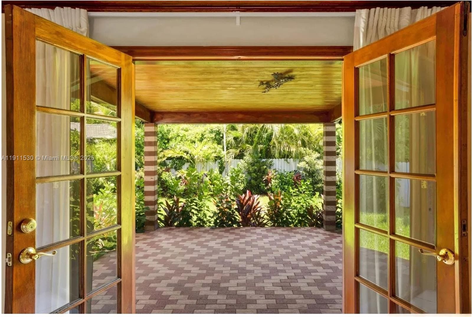 118 E 3rd Ct, Miami Beach FL 33139 — 12