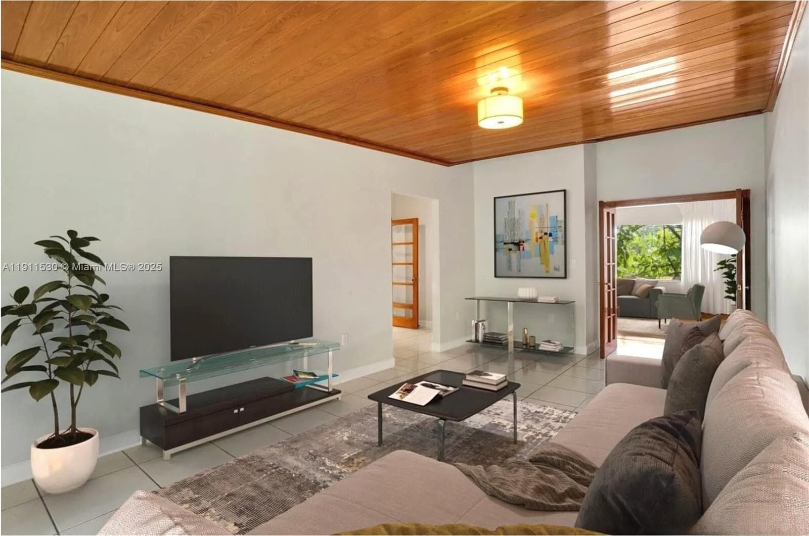 118 E 3rd Ct, Miami Beach FL 33139 — 8