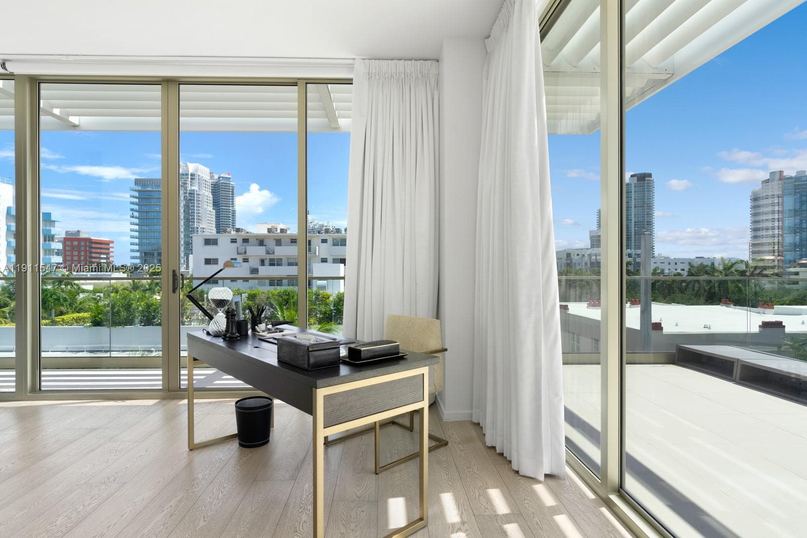 300 Collins Ave, Miami Beach FL 33139 — 23