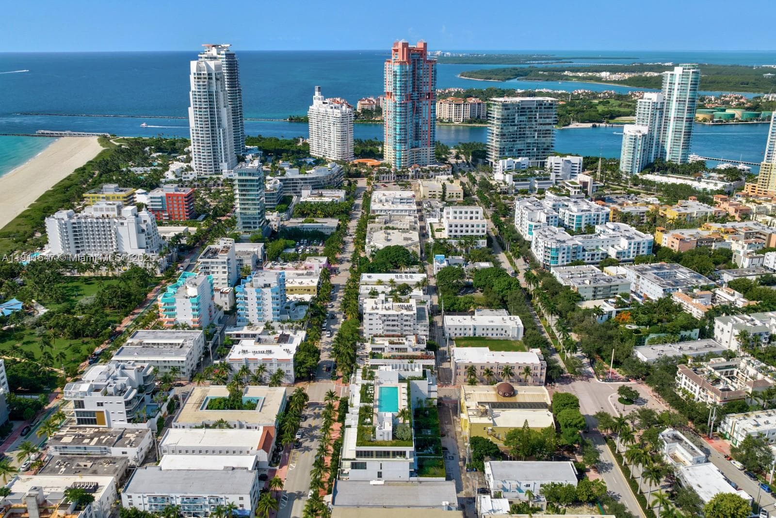 300 Collins Ave, Miami Beach FL 33139 — 52