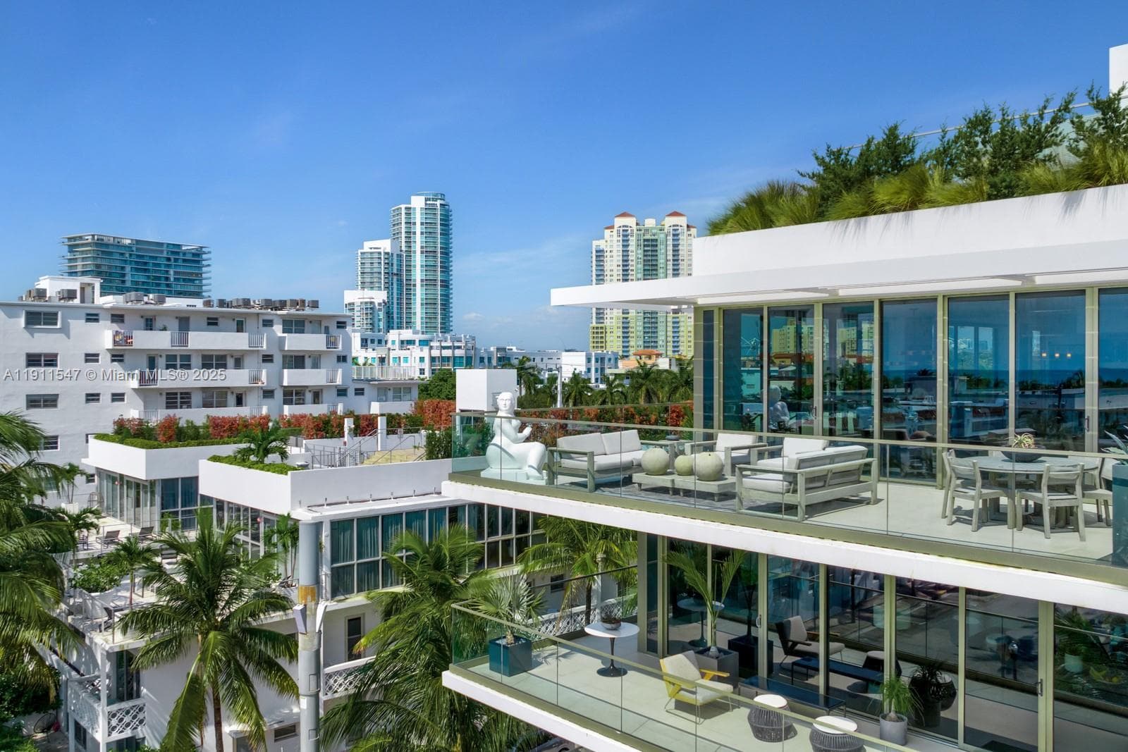 300 Collins Ave, Miami Beach FL 33139 — 42