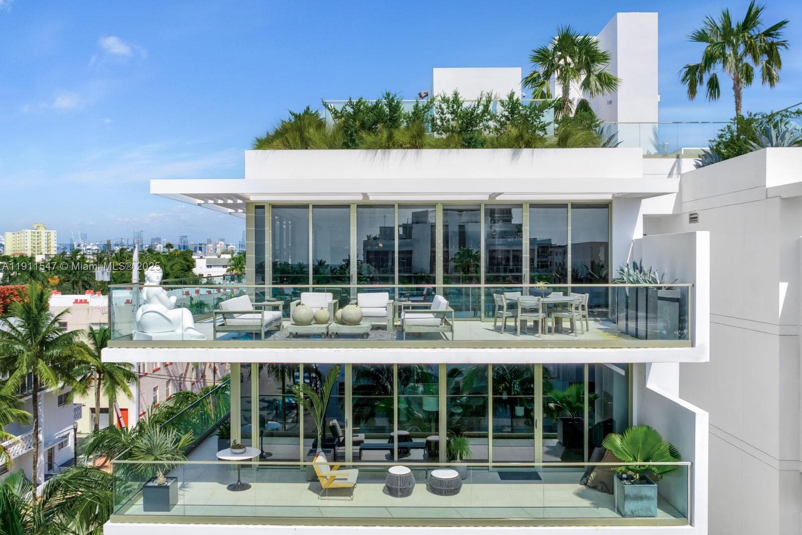 300 Collins Ave, Miami Beach FL 33139 — 1