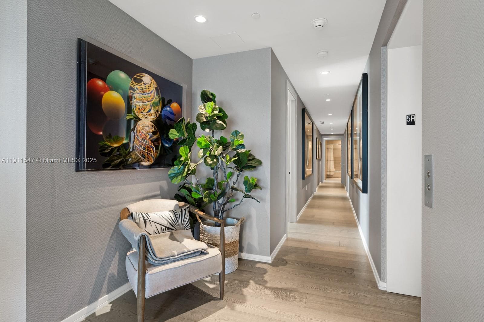 300 Collins Ave, Miami Beach FL 33139 — 38