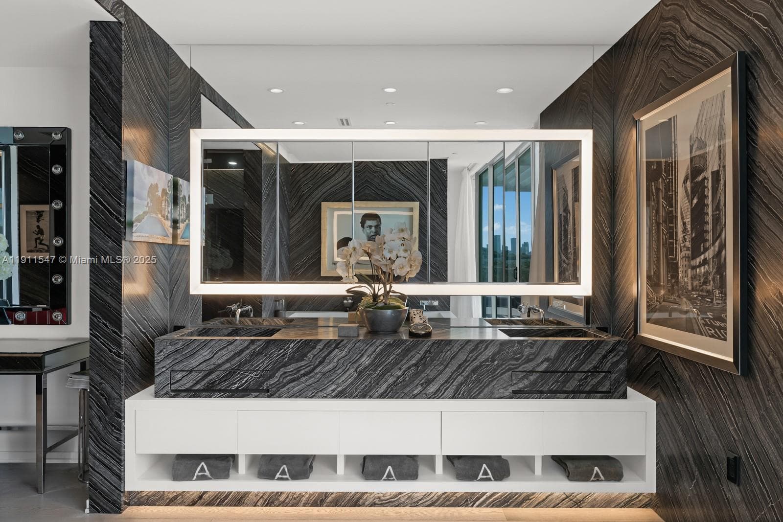 300 Collins Ave, Miami Beach FL 33139 — 25