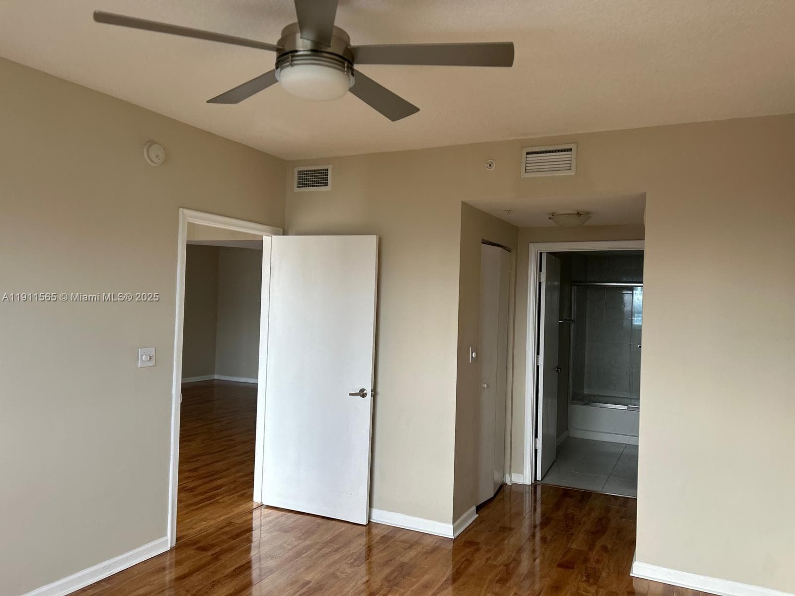 18800 NE 29th Ave # 913, Aventura FL 33180 — 2