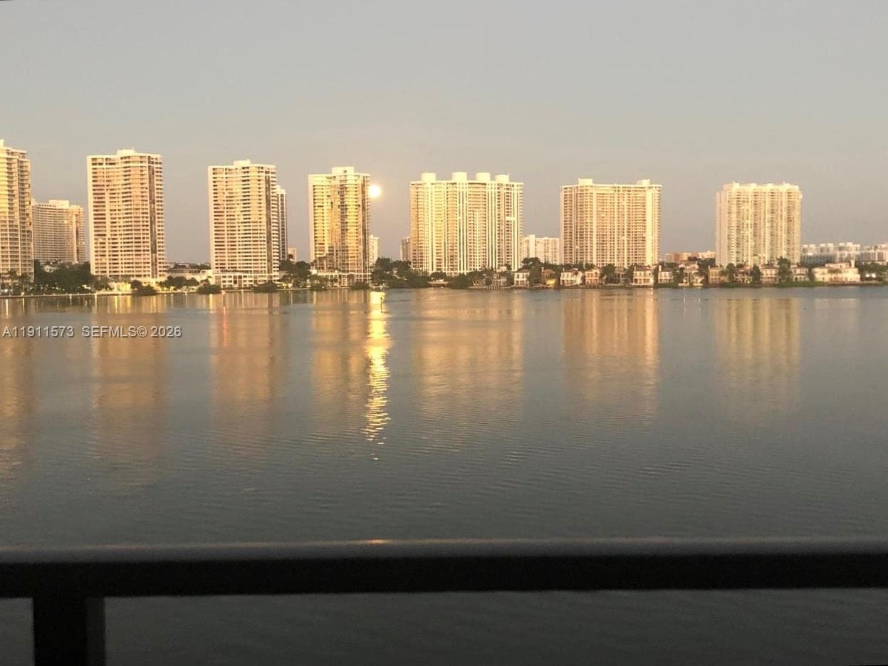 17720 N Bay Rd # 803, Sunny Isles Beach FL 33160 — 2