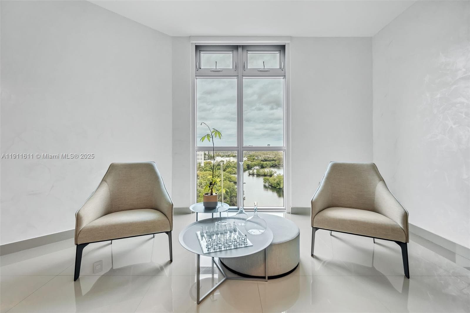 17301 Biscayne Blvd # 910, North Miami Beach FL 33160 — 27