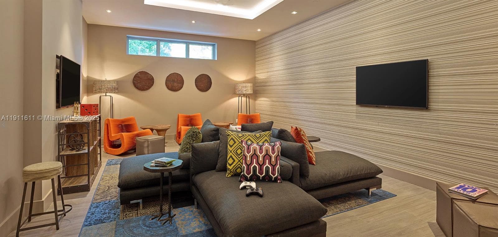 17301 Biscayne Blvd # 910, North Miami Beach FL 33160 — 37