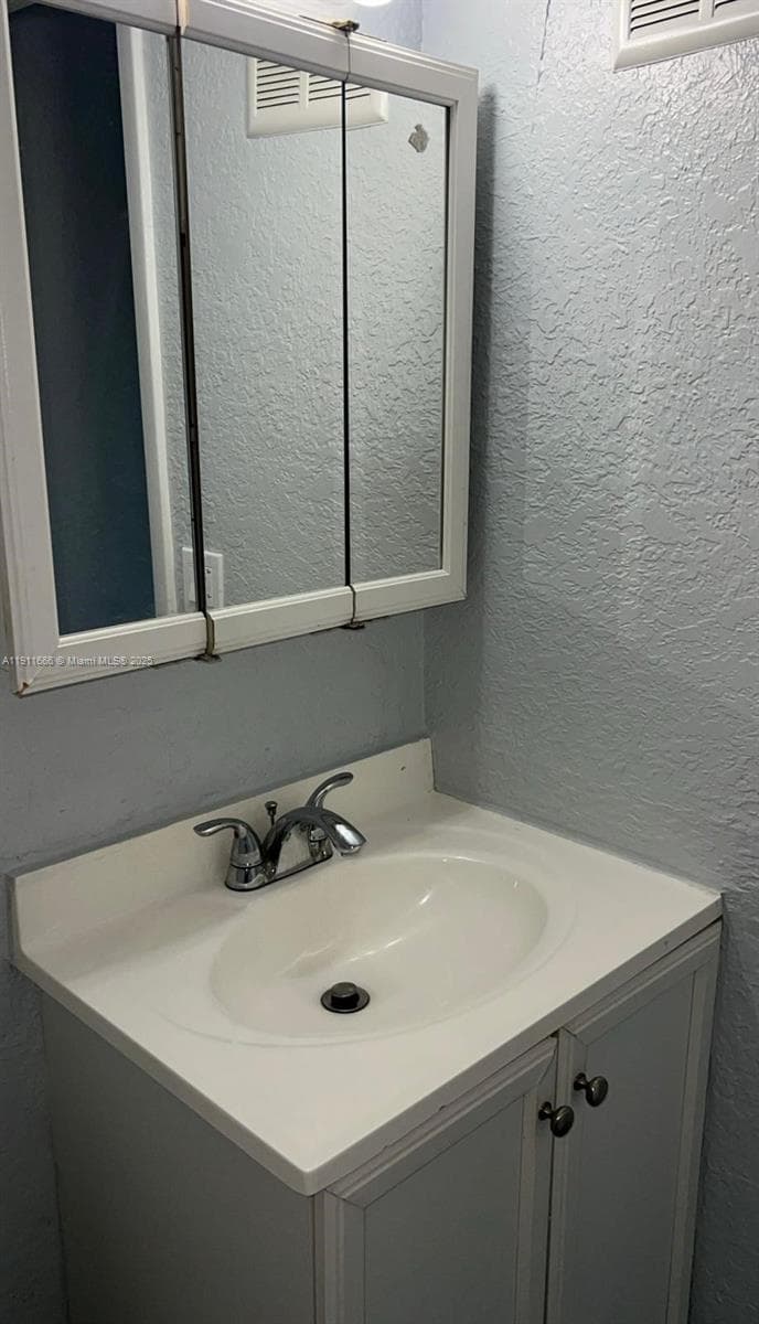 575 W 69th St # 208, Hialeah FL 33014 — 7