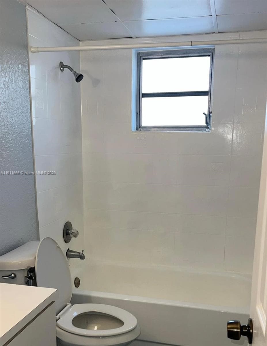 575 W 69th St # 208, Hialeah FL 33014 — 9
