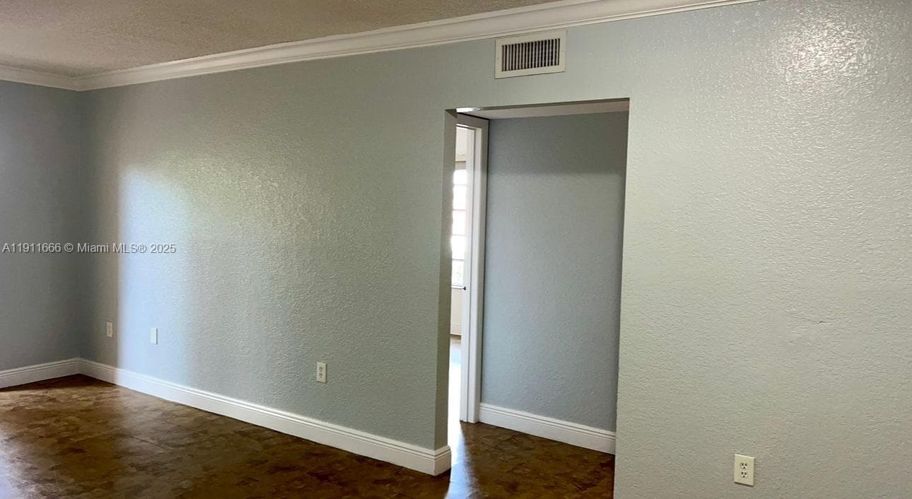 575 W 69th St # 208, Hialeah FL 33014 — 4