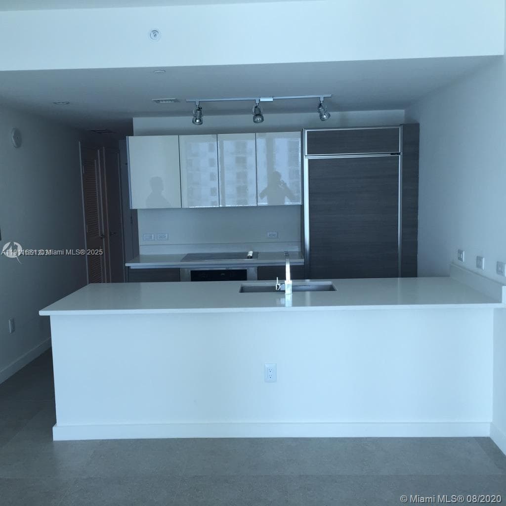 1100 S Miami Ave # 2911, Miami FL 33130 — 2