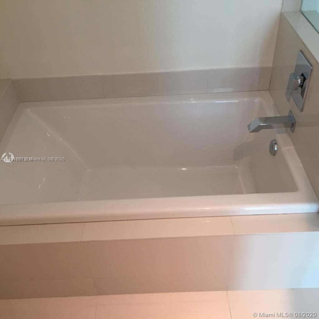 1100 S Miami Ave # 2911, Miami FL 33130 — 6