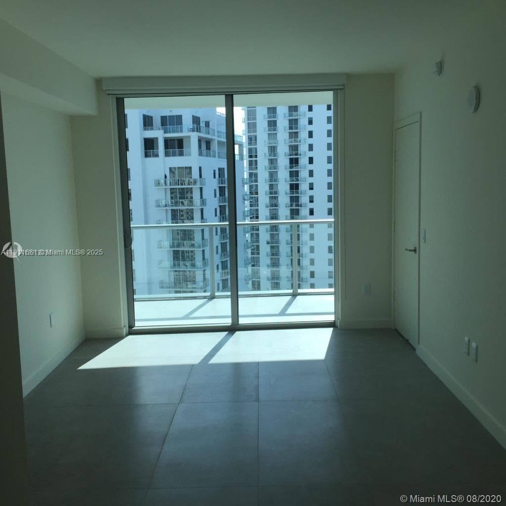 1100 S Miami Ave # 2911, Miami FL 33130 — 11
