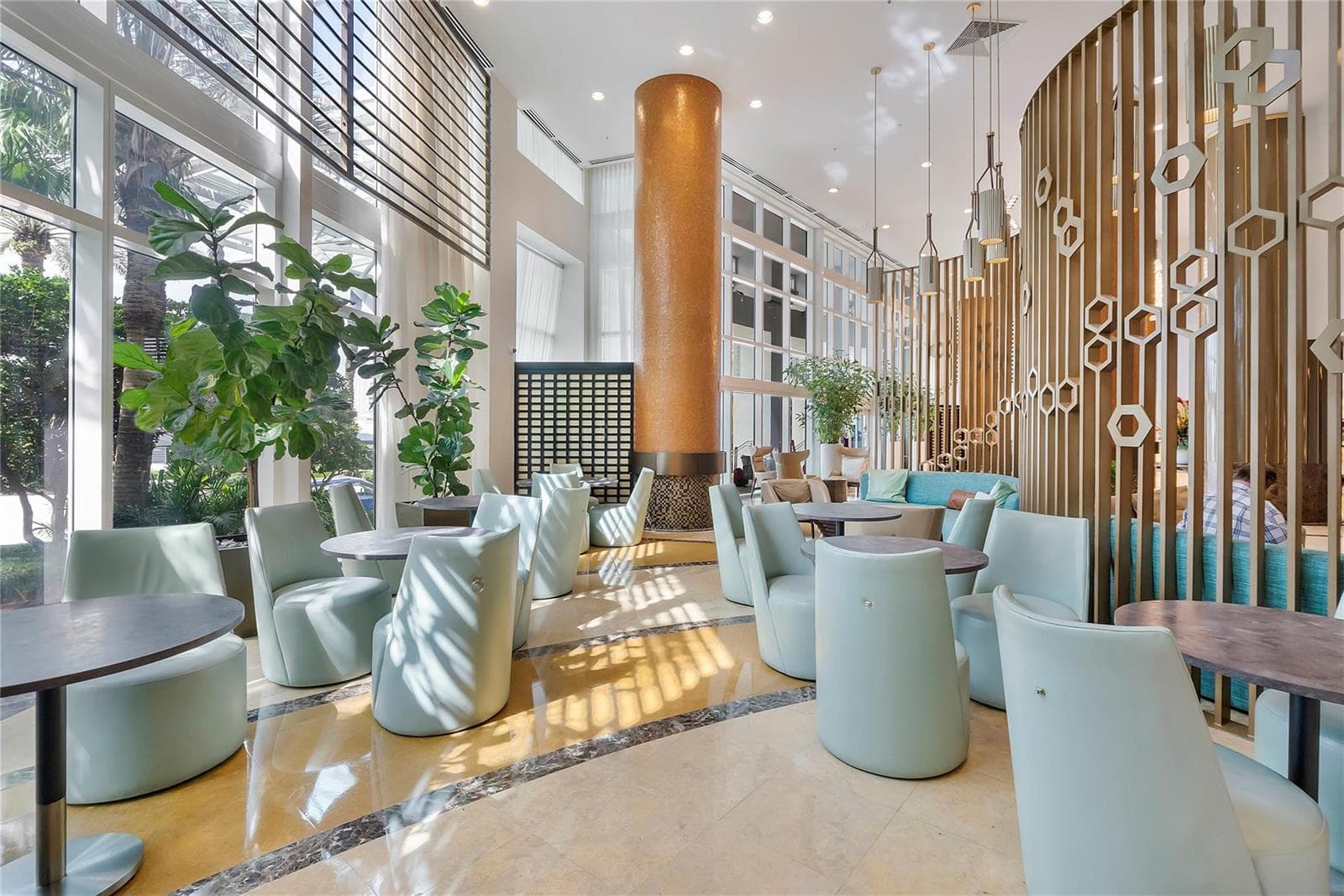18001 Collins Avenue # 2806, North Miami Beach FL 33160 — 43