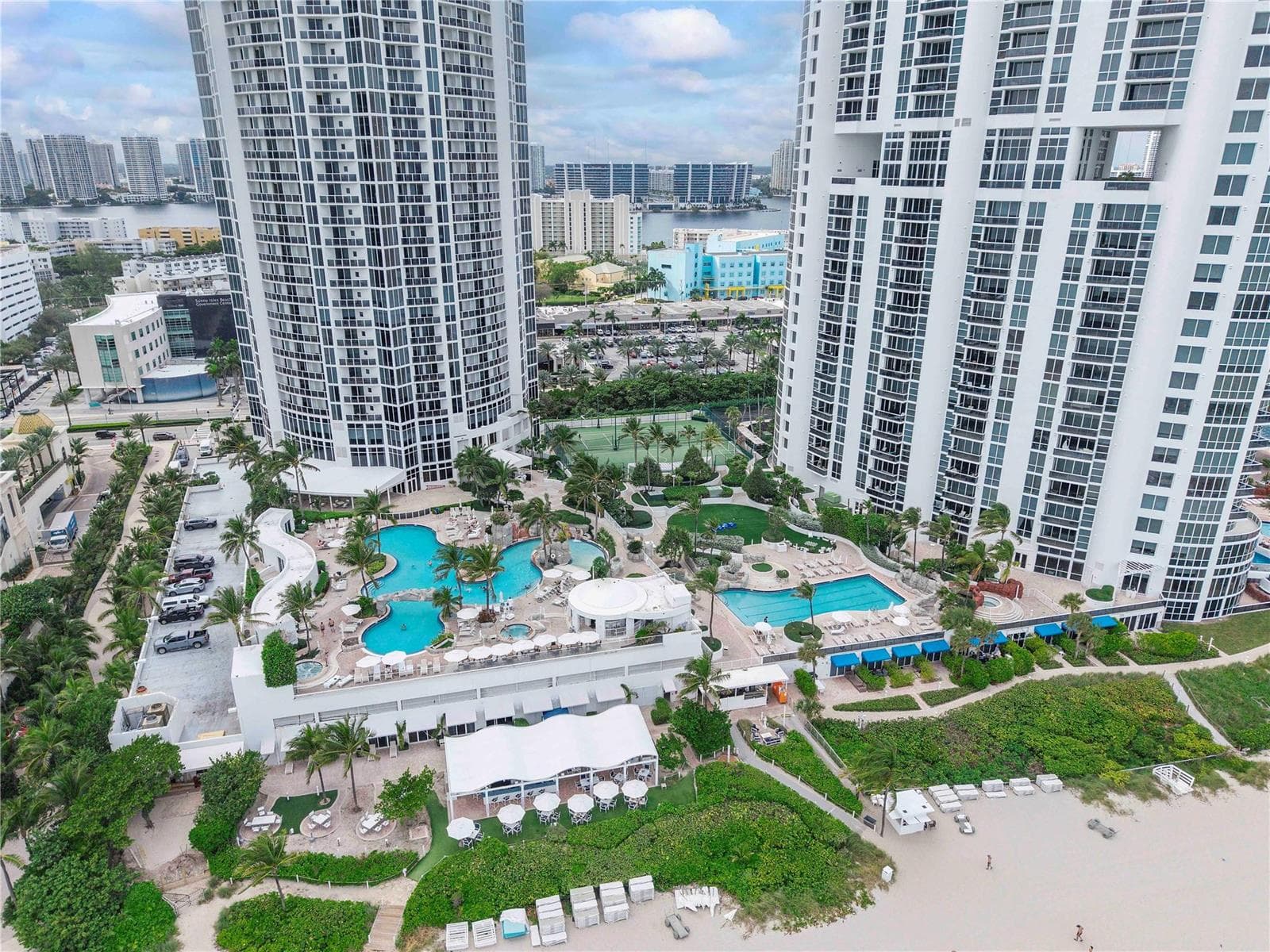 18001 Collins Avenue # 2806, North Miami Beach FL 33160 — 5