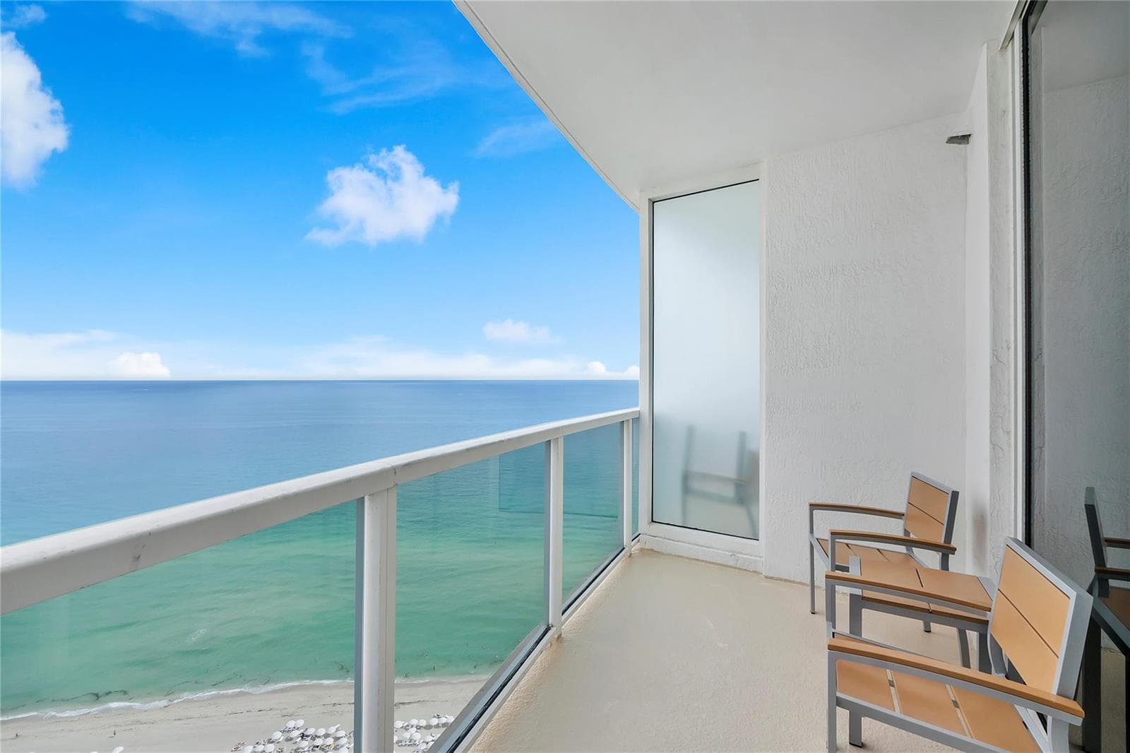 18001 Collins Avenue # 2806, North Miami Beach FL 33160 — 20