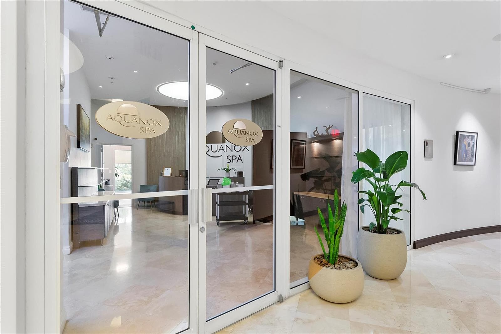 18001 Collins Avenue # 2806, North Miami Beach FL 33160 — 38