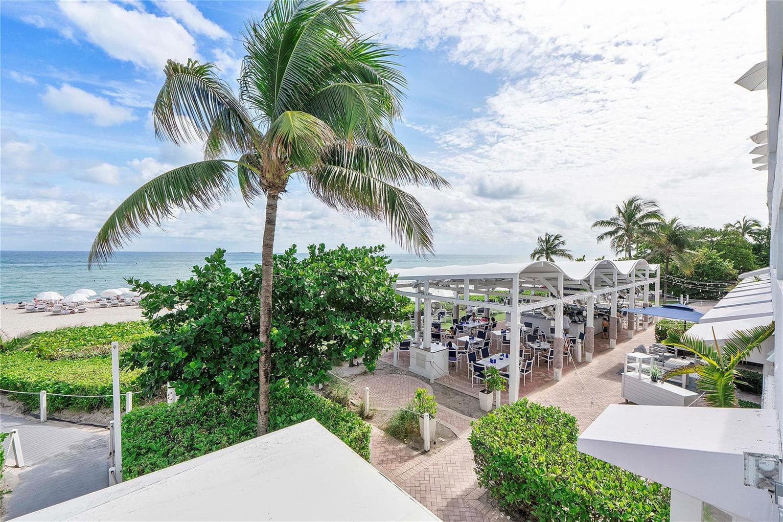 18001 Collins Avenue # 2806, North Miami Beach FL 33160 — 49