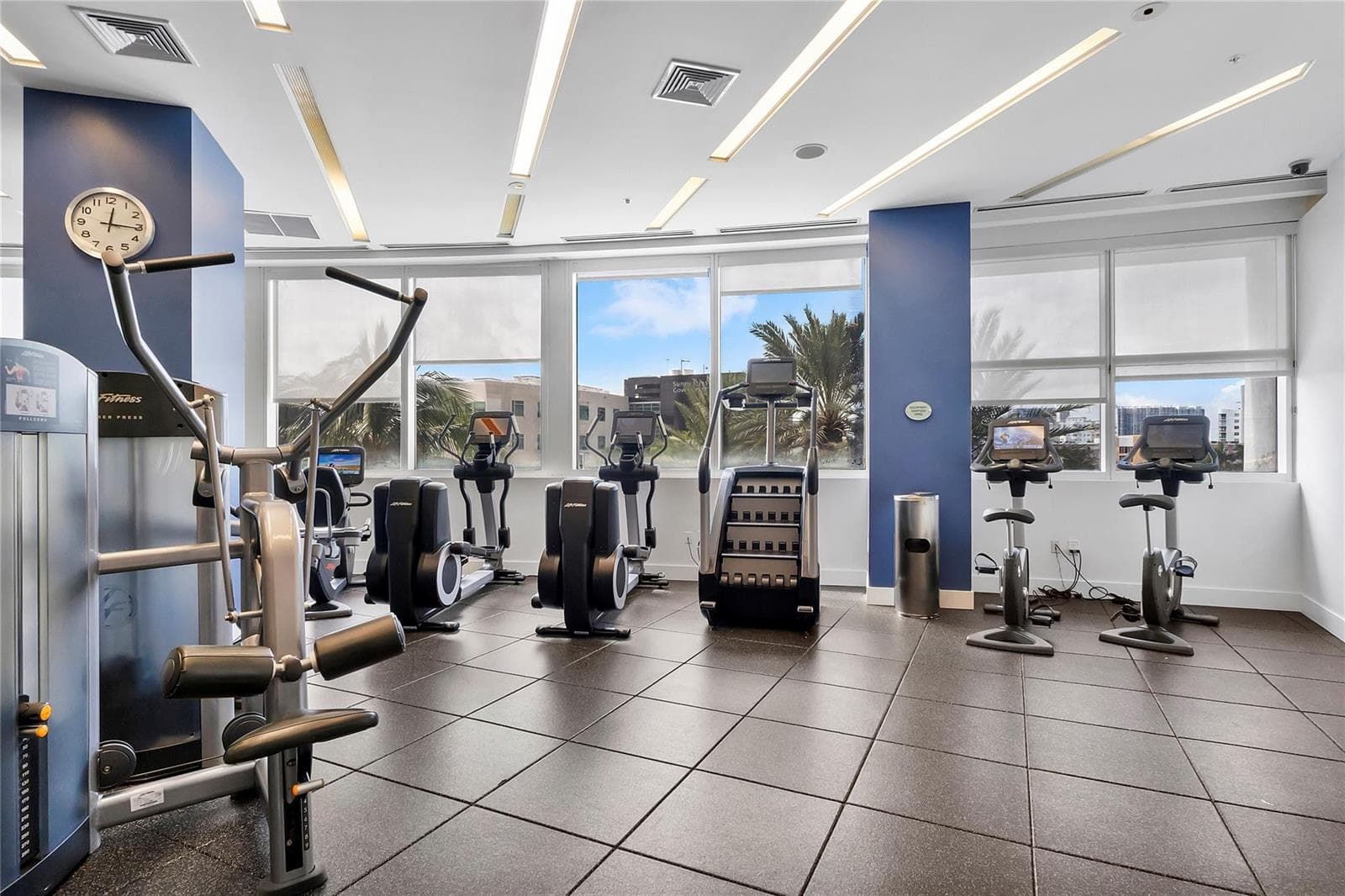 18001 Collins Avenue # 2806, North Miami Beach FL 33160 — 41