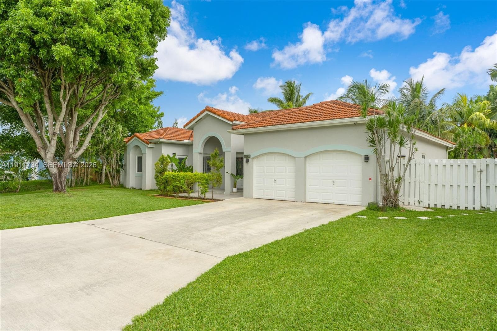12743 SW 220th St, Miami FL 33170 — 11