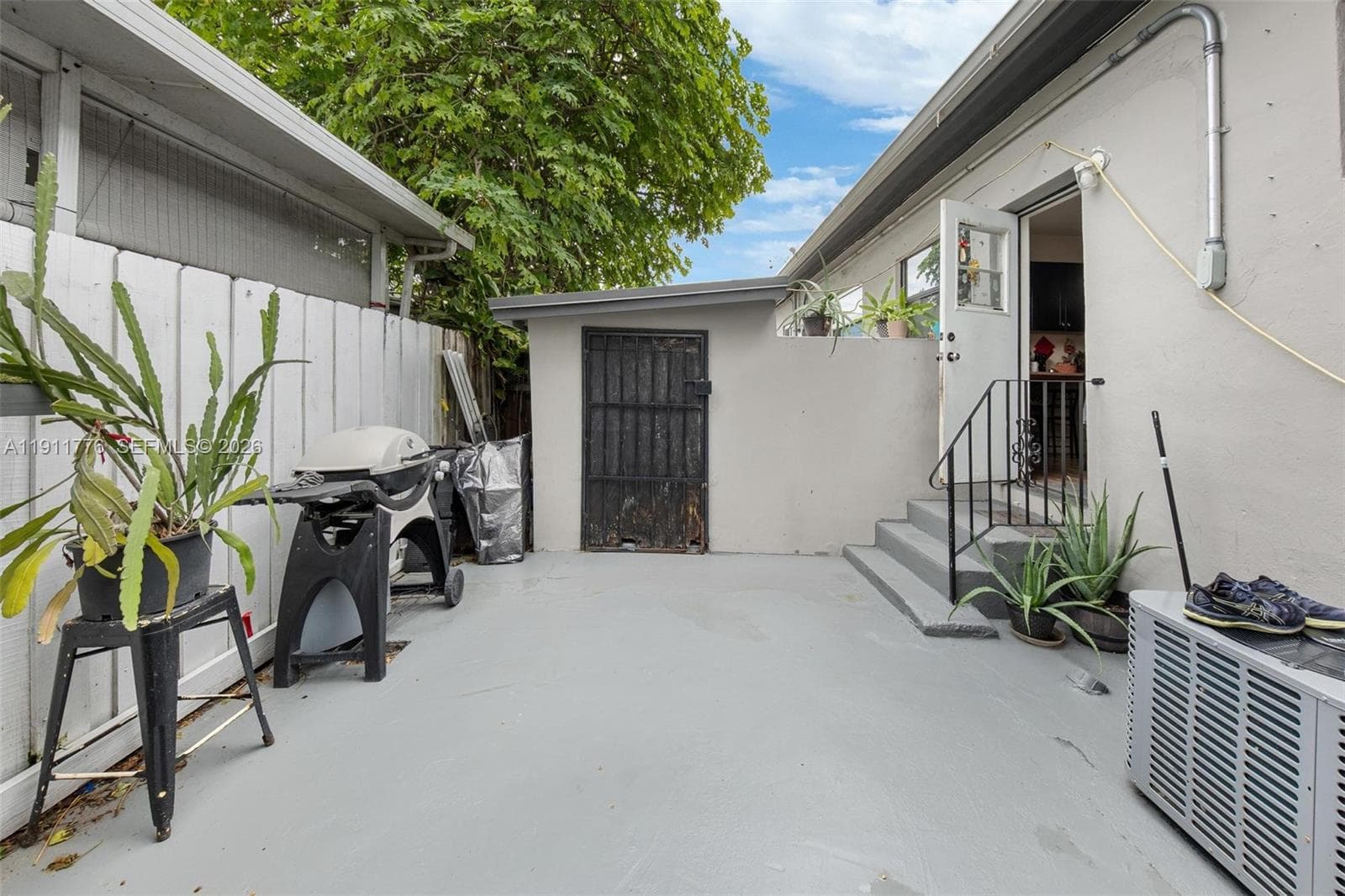 740 135 St, North Miami FL 33168 — 18