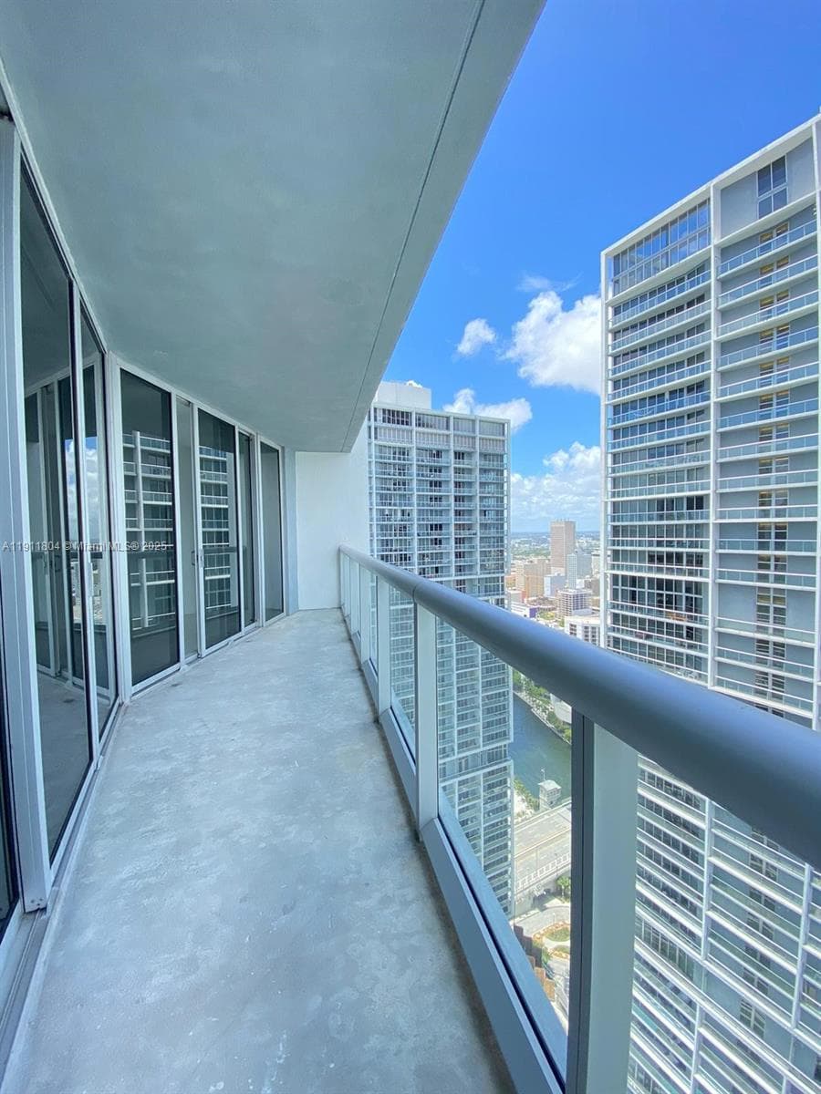 495 Brickell Ave # 4408, Miami FL 33131 — 2