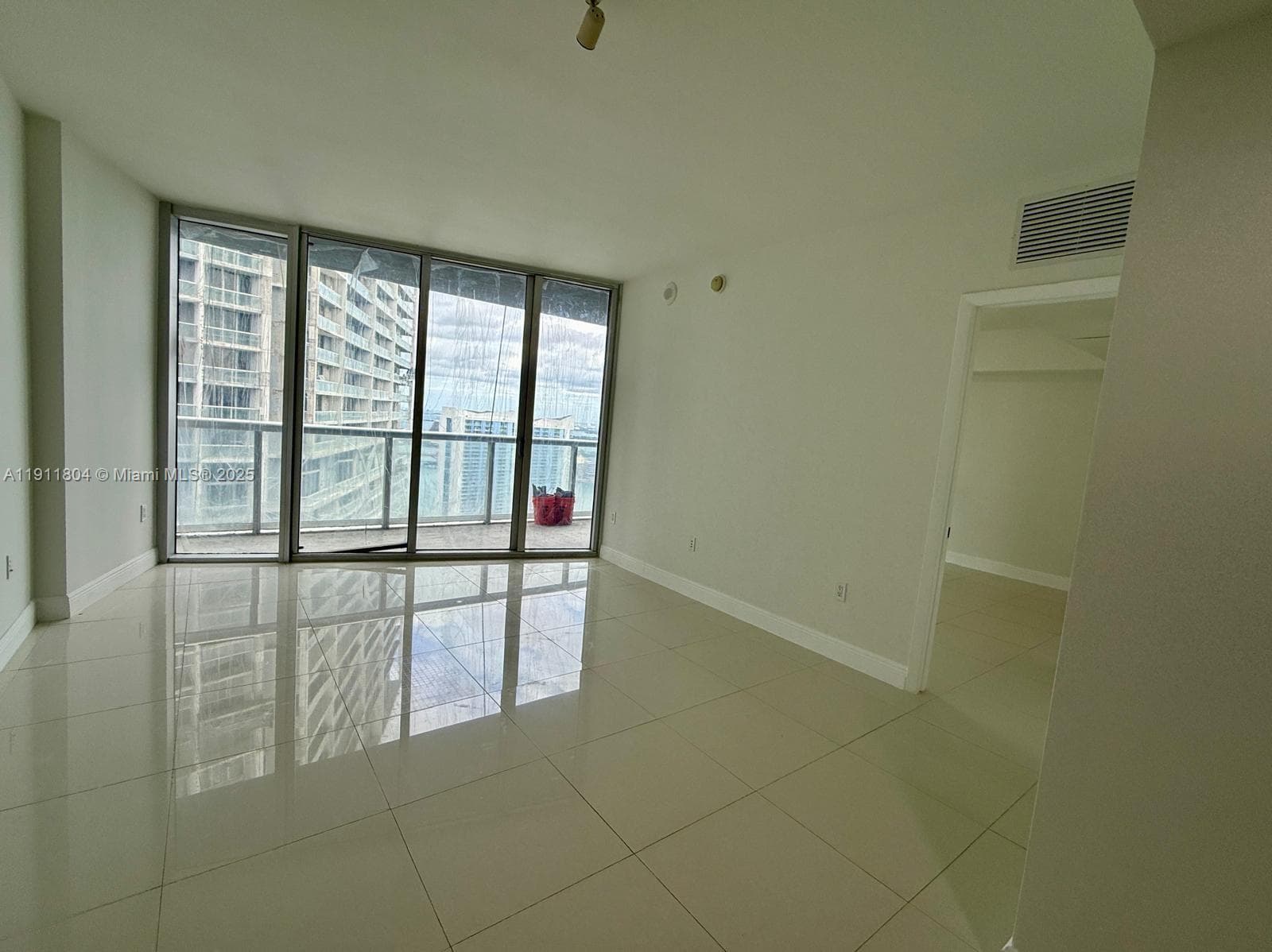 495 Brickell Ave # 4408, Miami FL 33131 — 13