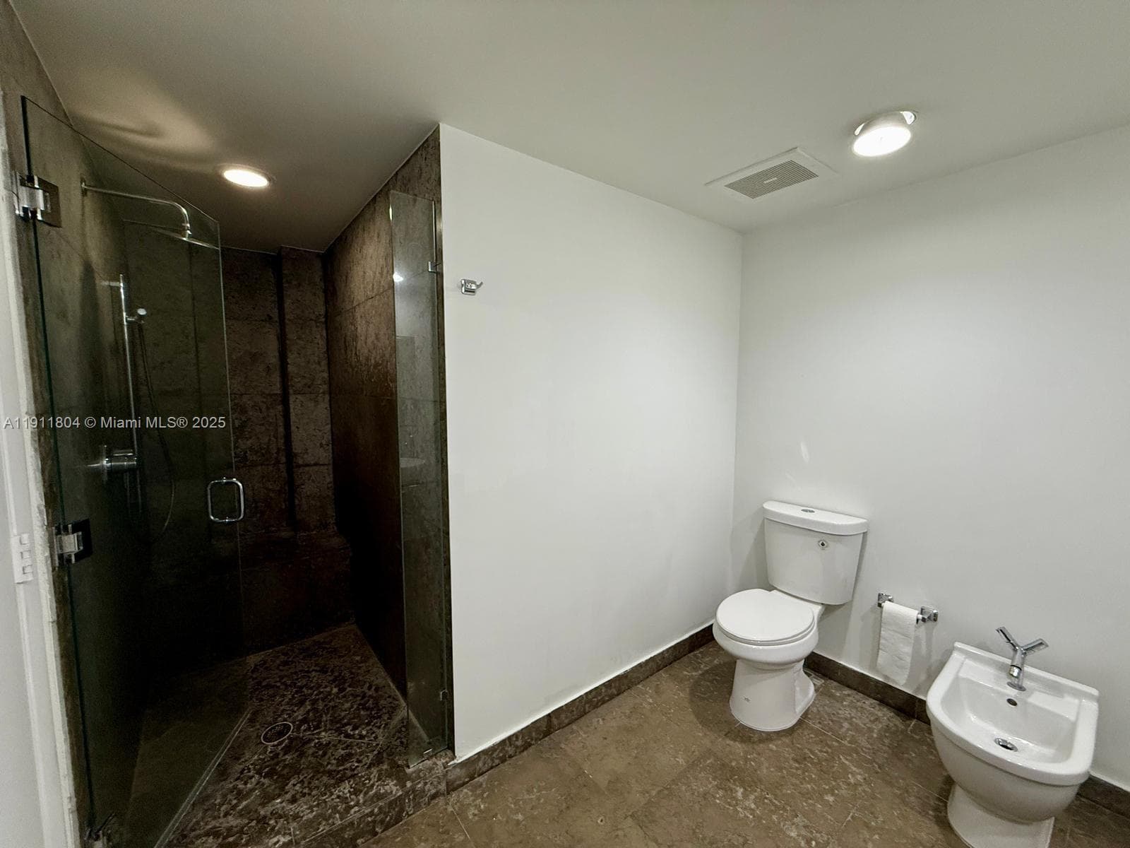 495 Brickell Ave # 4408, Miami FL 33131 — 10