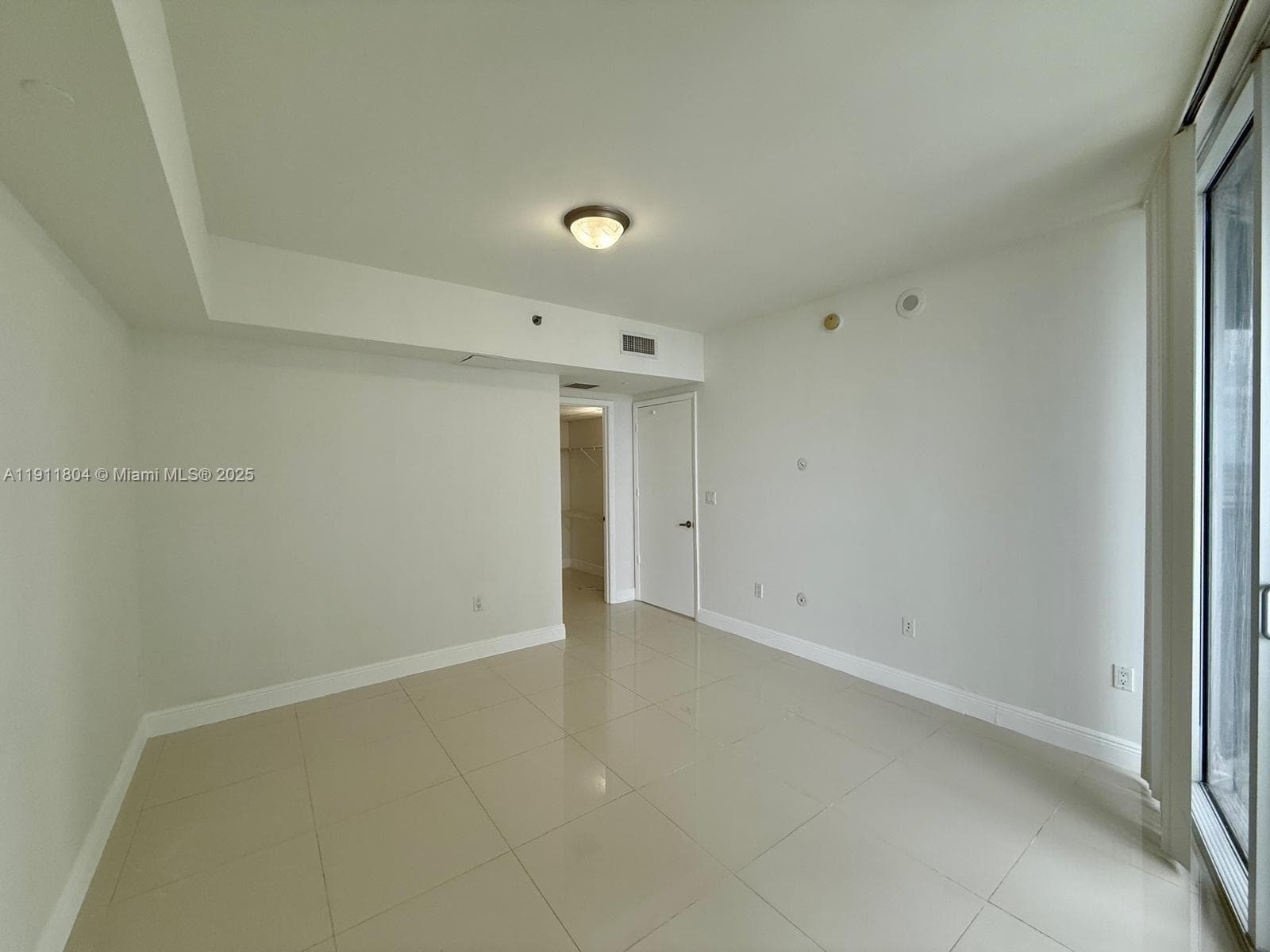 495 Brickell Ave # 4408, Miami FL 33131 — 15