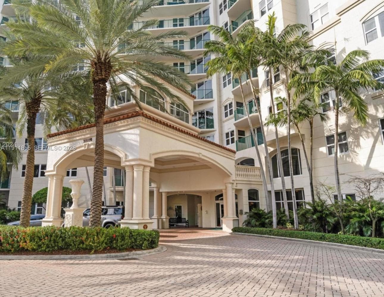 19900 E Country Club Dr # 816, Aventura FL 33180 — 30