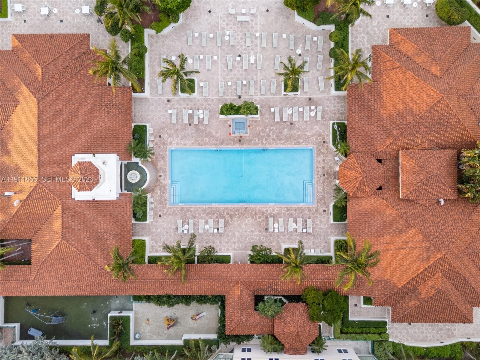 19900 E Country Club Dr # 816, Aventura FL 33180 — 25