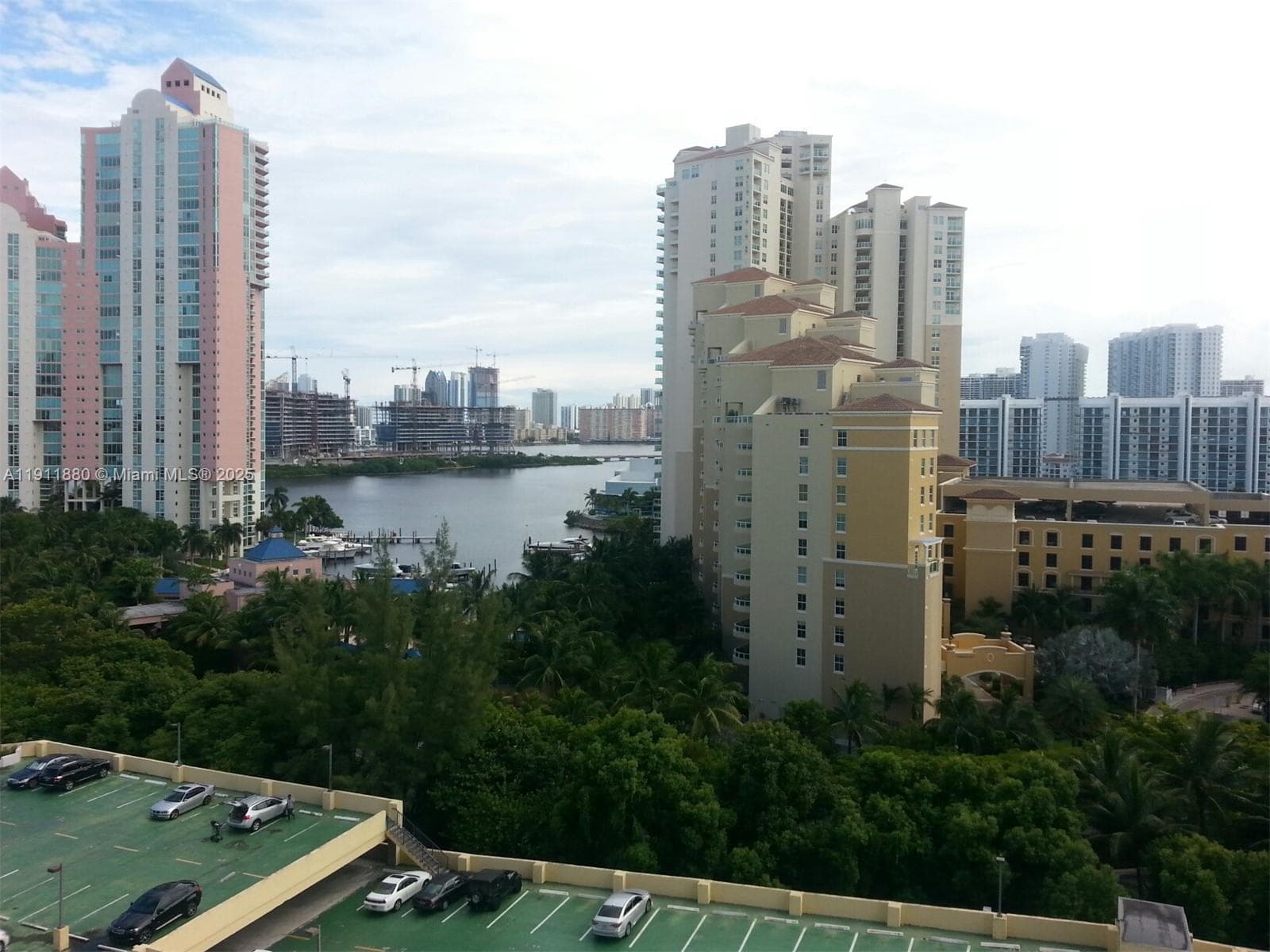 Parc Central Aventura Sou, Aventura, FL — 23