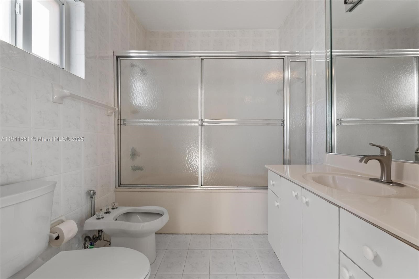 8761 NW 142nd St, Miami Lakes FL 33018 — 22