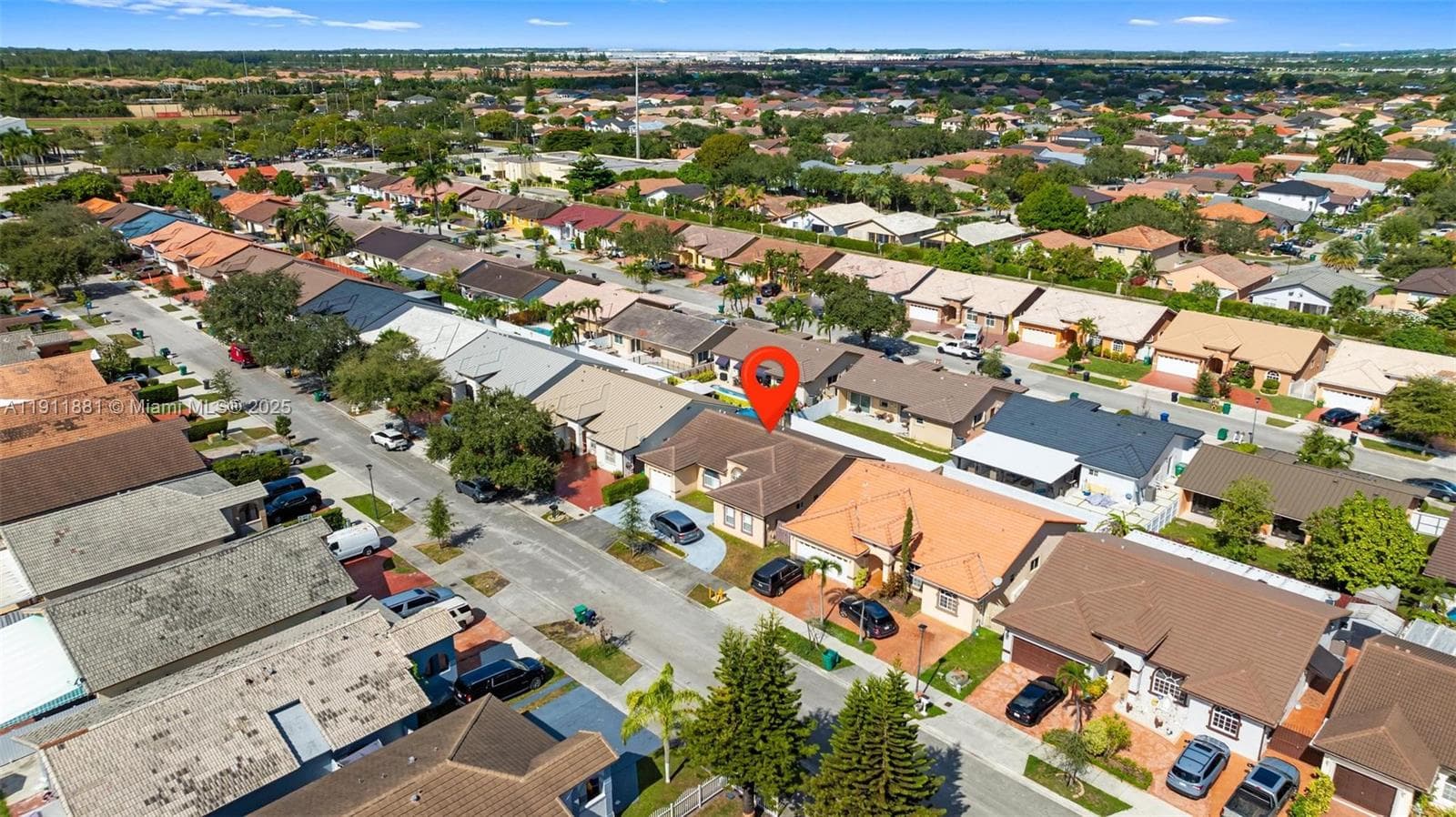 8761 NW 142nd St, Miami Lakes FL 33018 — 41
