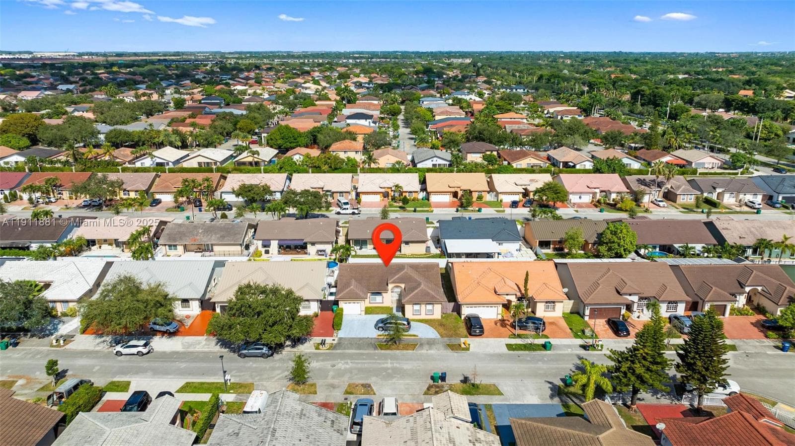8761 NW 142nd St, Miami Lakes FL 33018 — 40