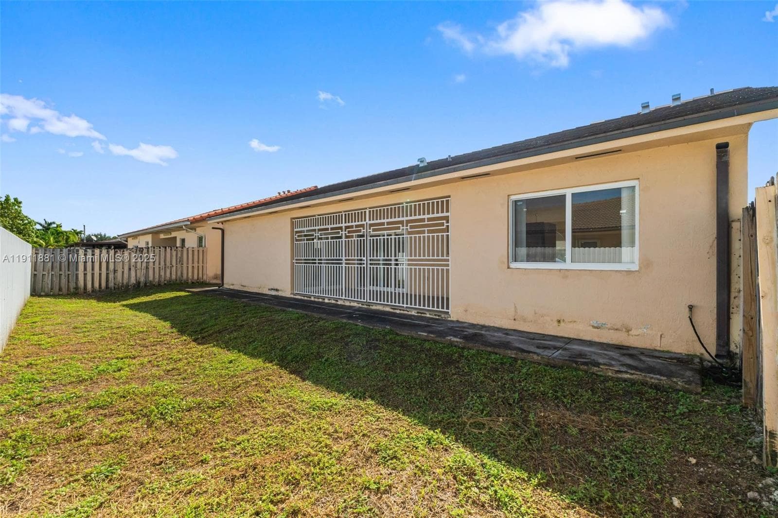8761 NW 142nd St, Miami Lakes FL 33018 — 31