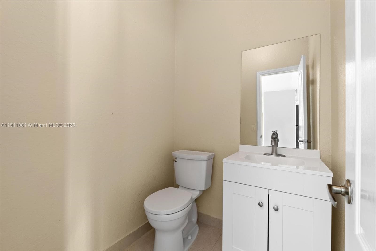 8761 NW 142nd St, Miami Lakes FL 33018 — 29