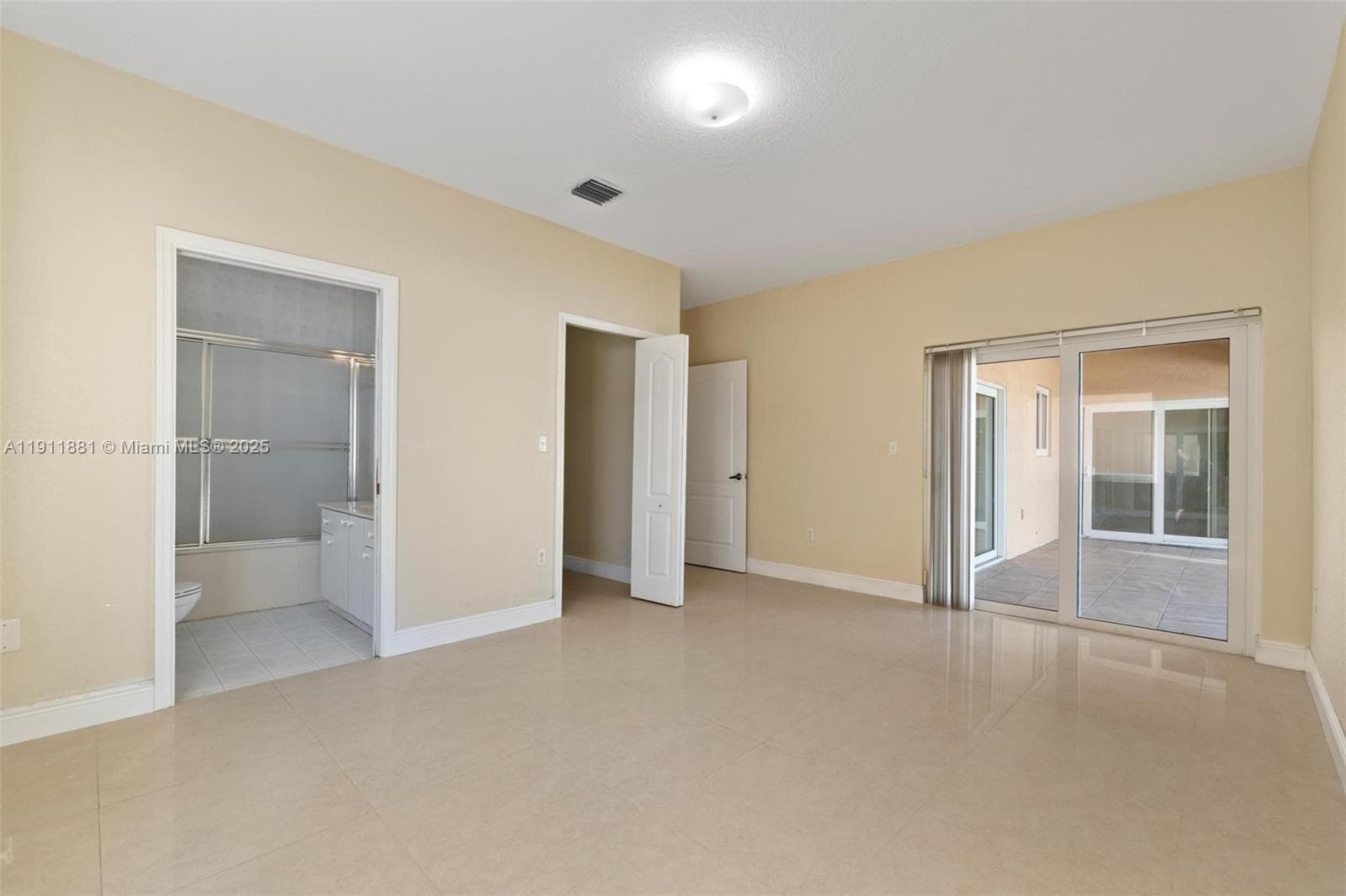8761 NW 142nd St, Miami Lakes FL 33018 — 21