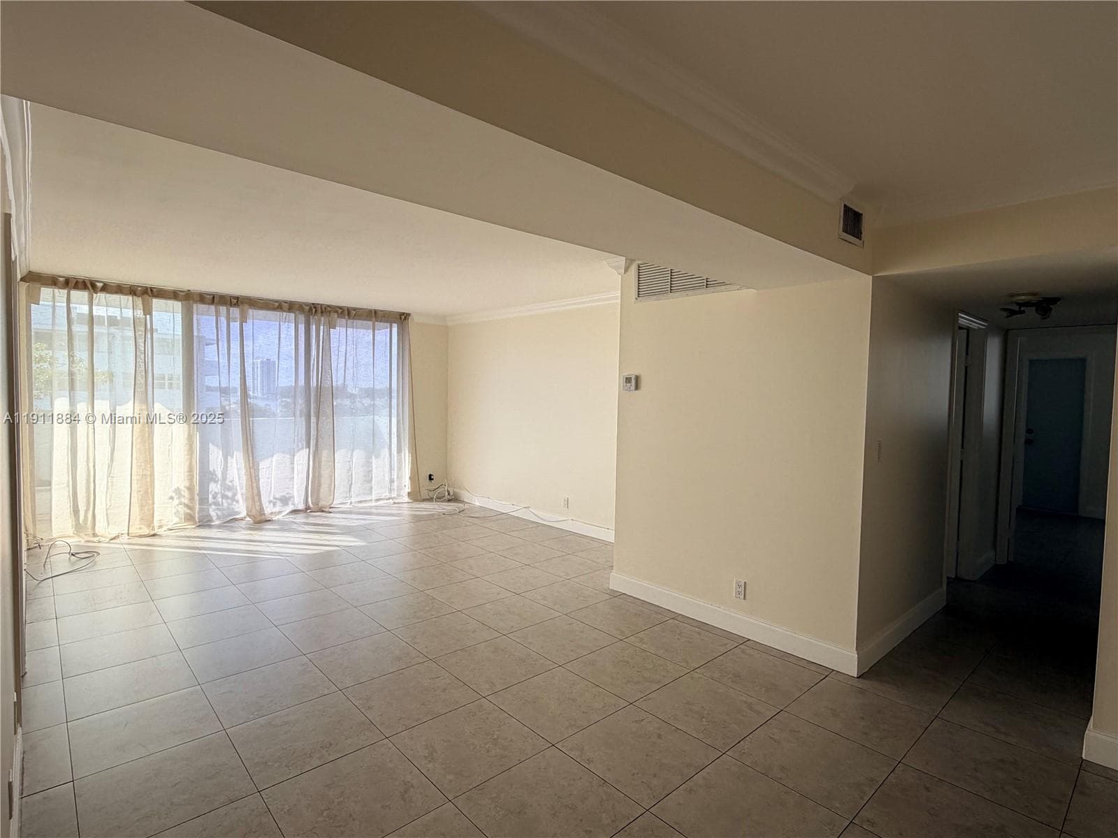 3703 NE 166th St # 910, North Miami Beach FL 33160 — 2