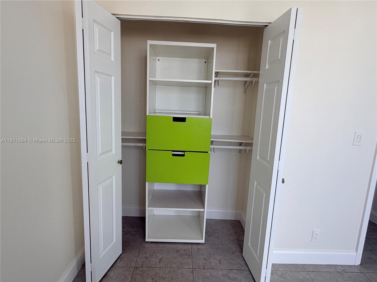 3703 NE 166th St # 910, North Miami Beach FL 33160 — 19