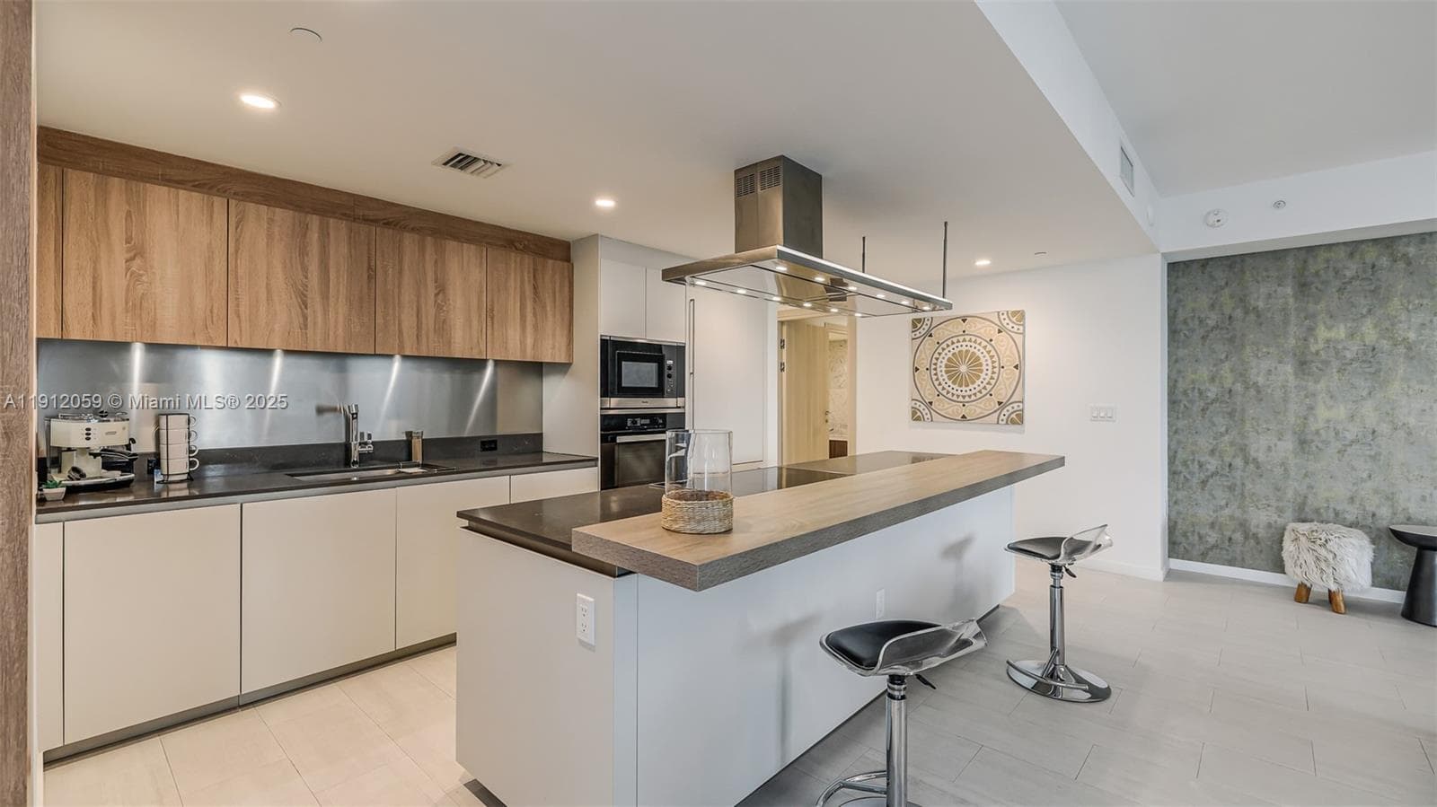 1000 Brickell Plz # 3002, Miami FL 33131 — 16
