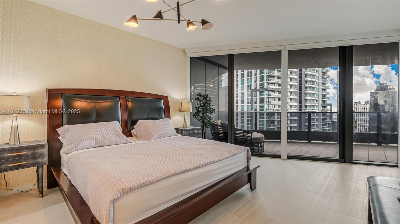 1000 Brickell Plz # 3002, Miami FL 33131 — 26