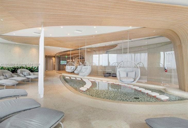 1000 Brickell Plz # 3002, Miami FL 33131 — 55