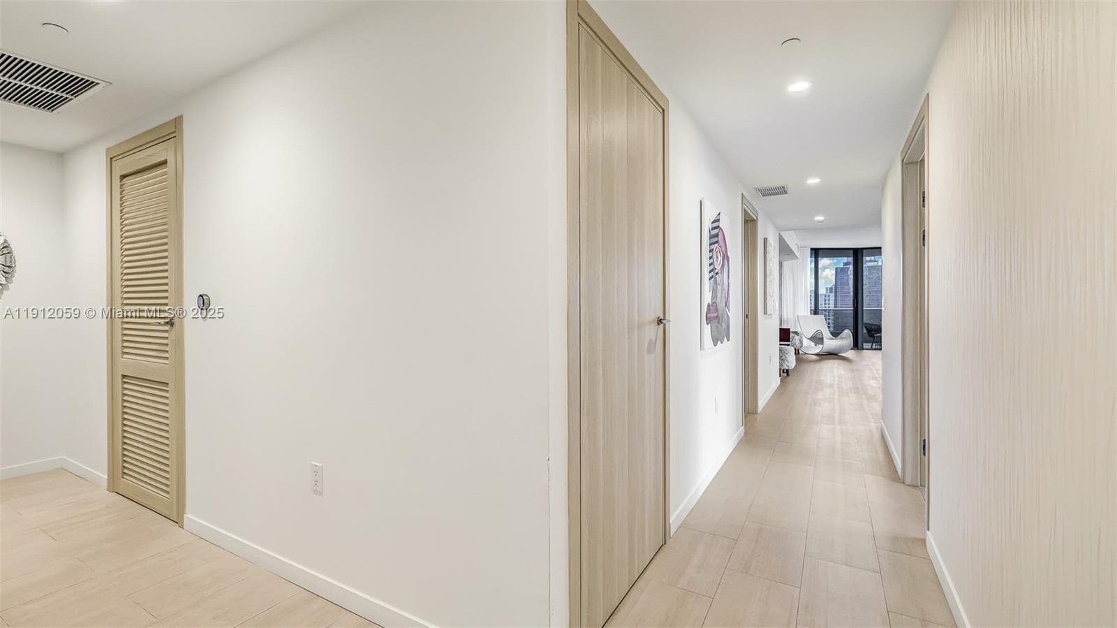 1000 Brickell Plz # 3002, Miami FL 33131 — 11