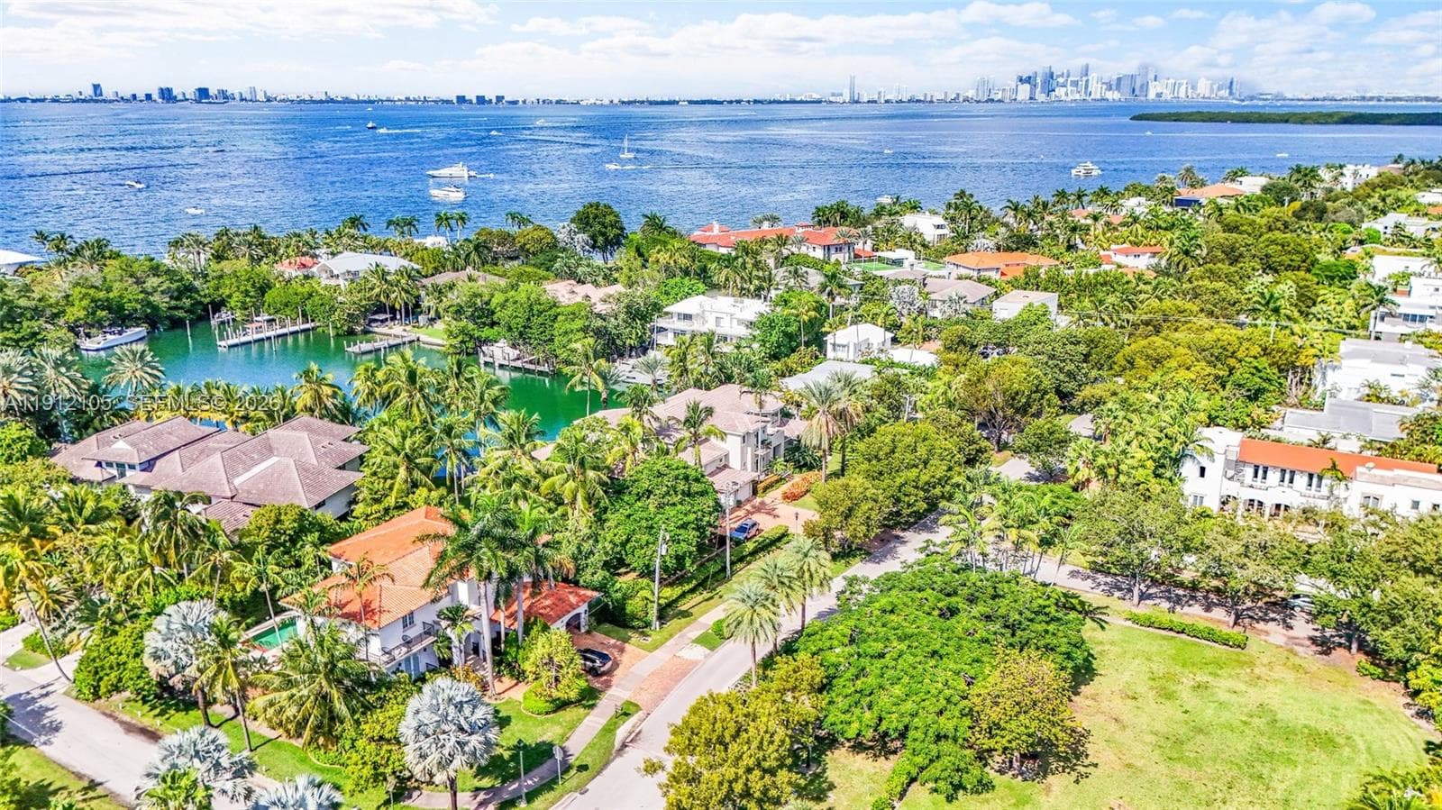 550 Harbor Dr, Key Biscayne FL 33149 — 2