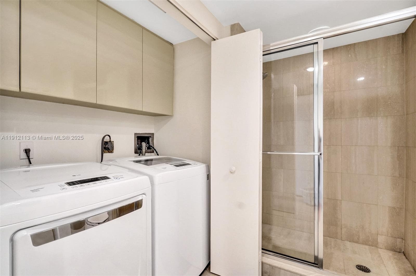 3000 Island Blvd # 903, Aventura FL 33160 — 7