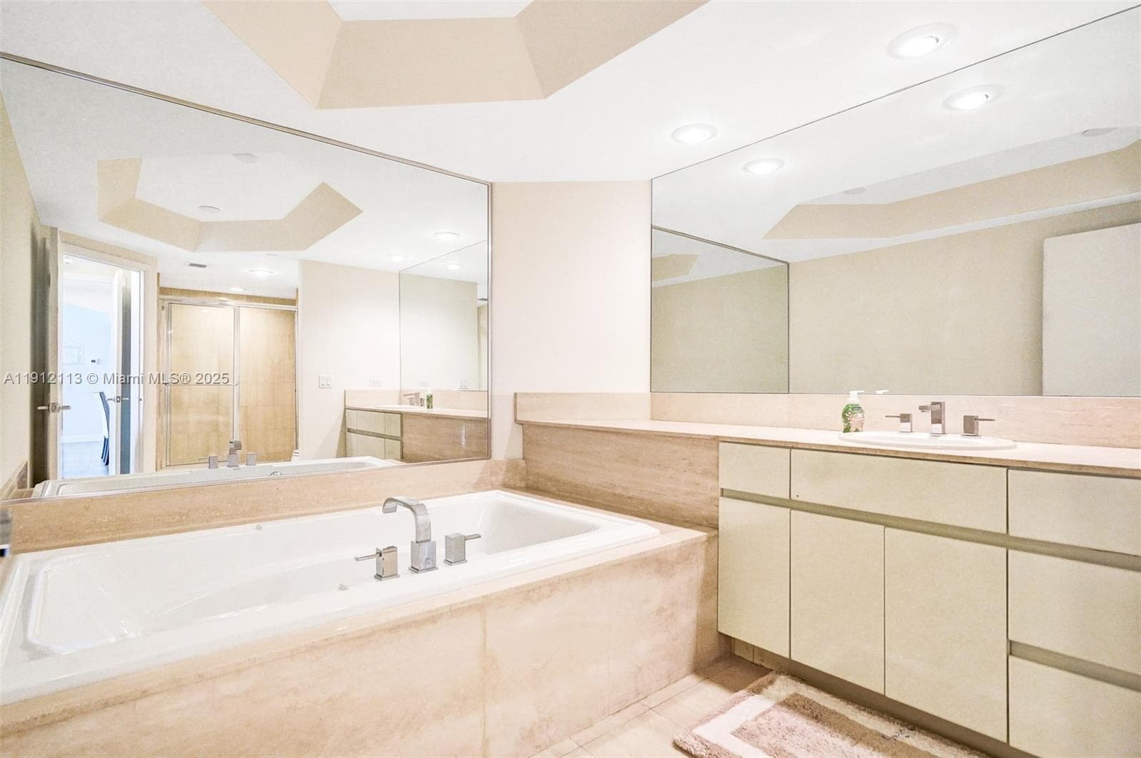 3000 Island Blvd # 903, Aventura FL 33160 — 5