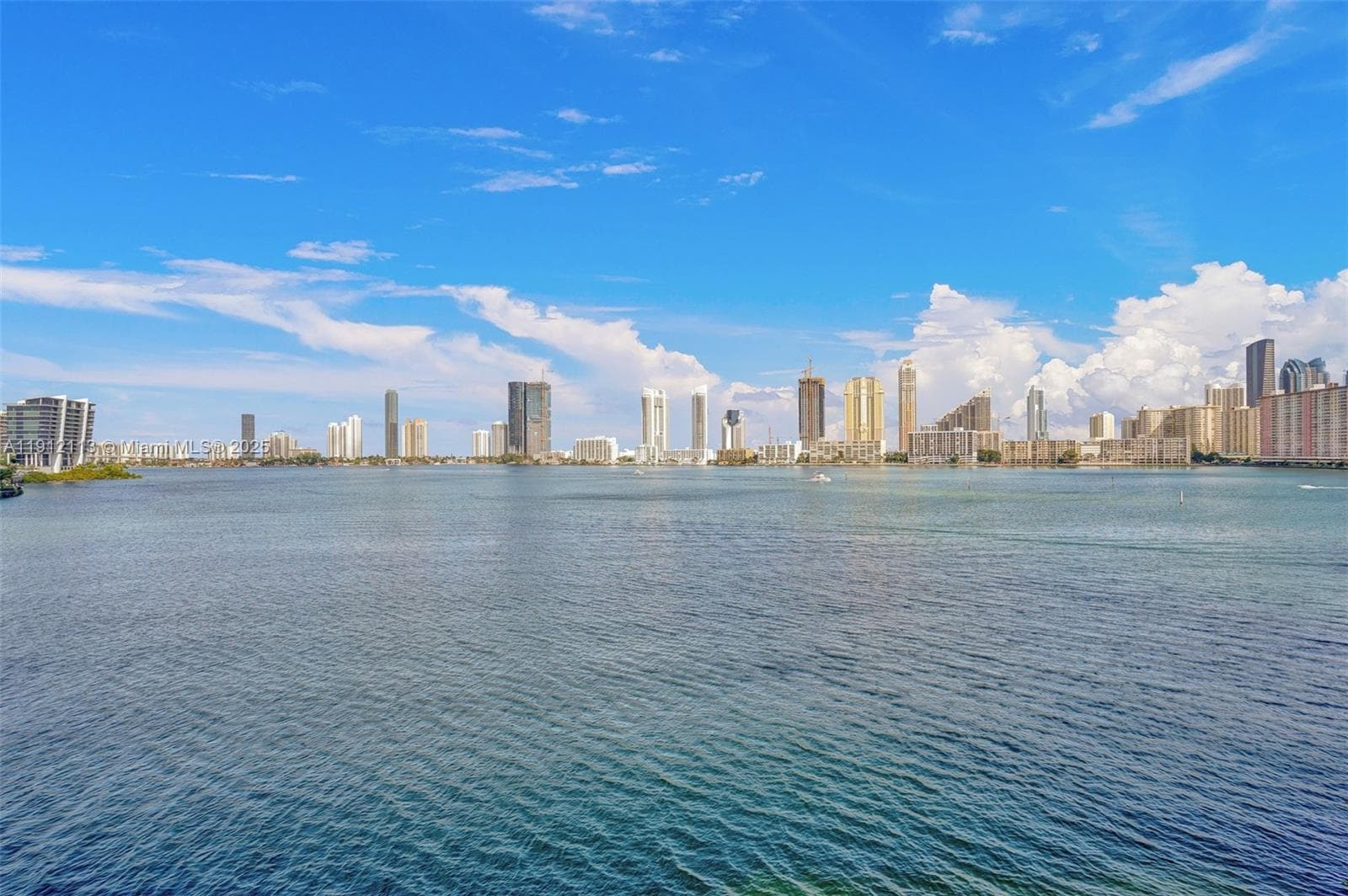 3000 Island Blvd # 903, Aventura FL 33160 — 10